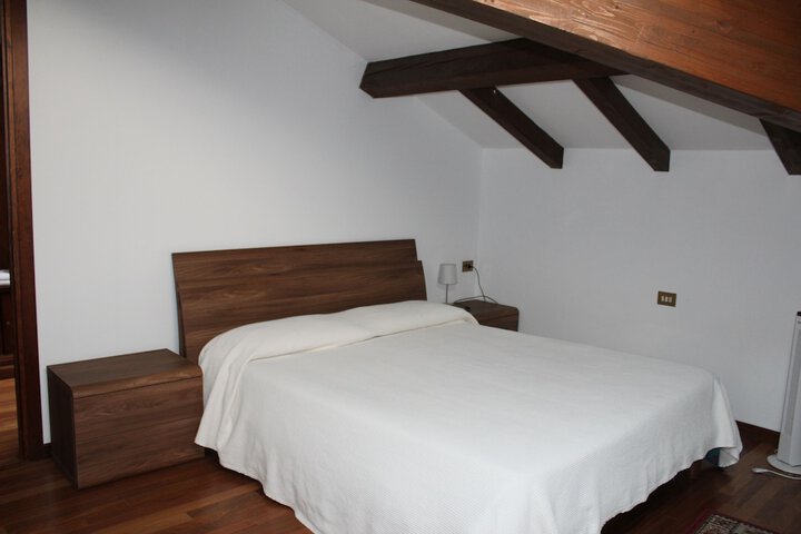 Room 13 of 53