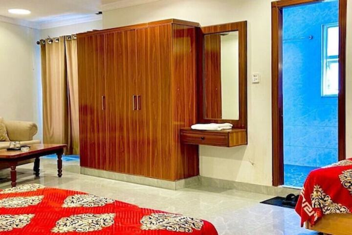 Room 26 of 29