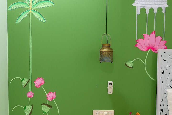 Room 43 of 85