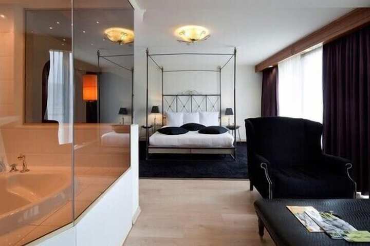 Bathroom Interior Photo