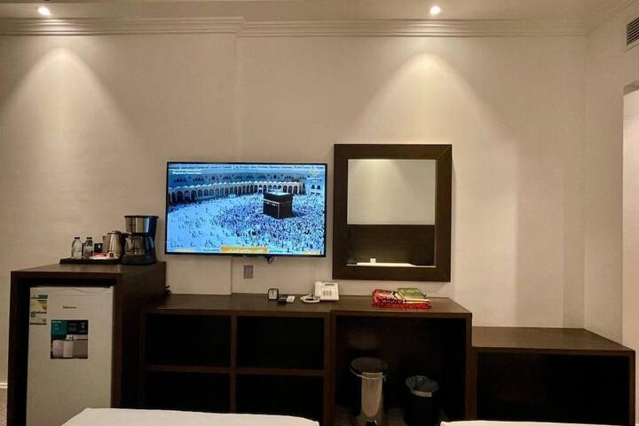Room 21 of 39