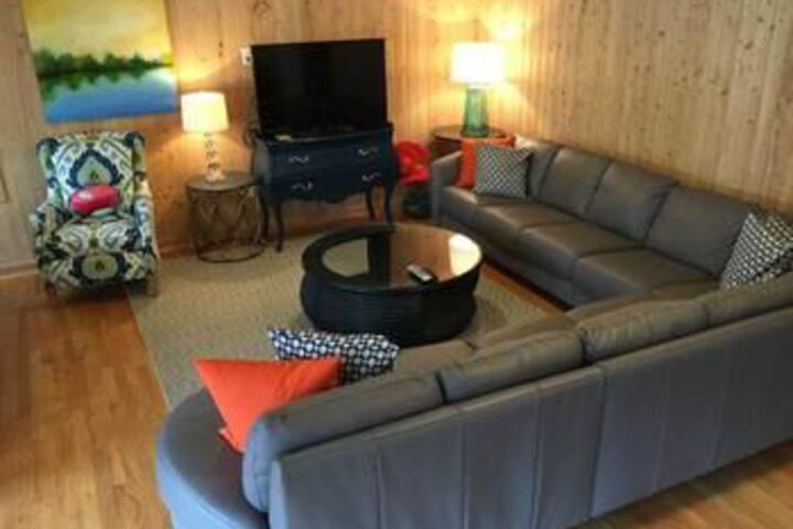 Room 4 of 14