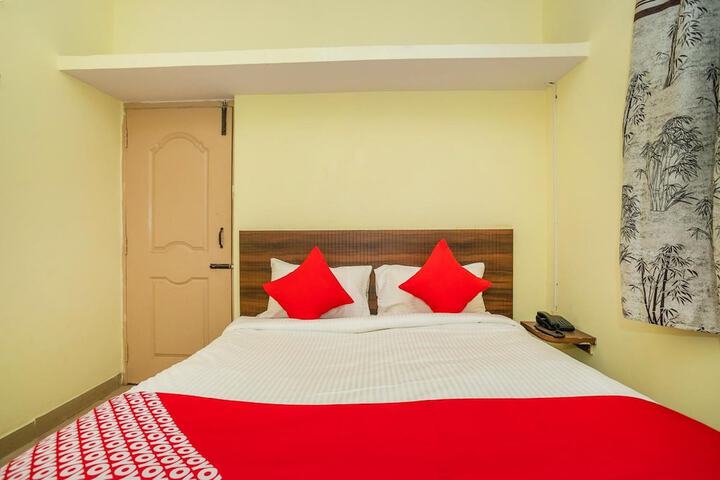 Room 27 of 51