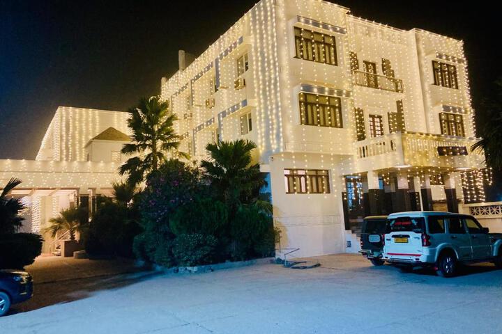 Hotel Yuvraj Dx