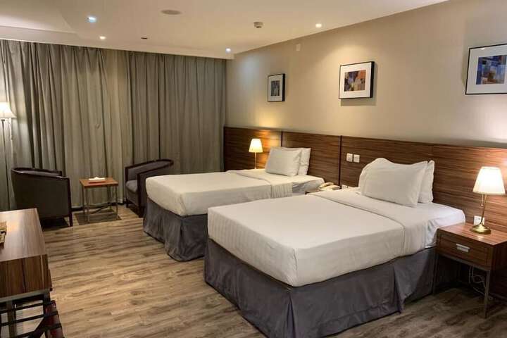 Room 16 of 31