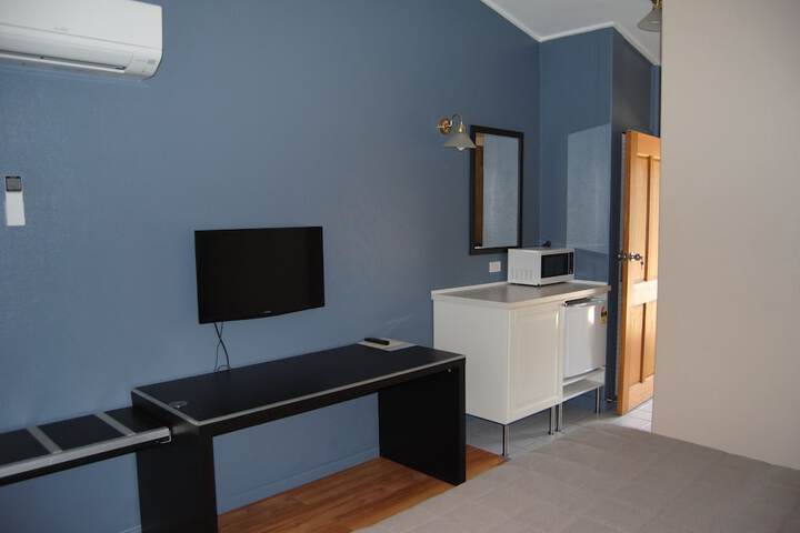 Room 10 of 40
