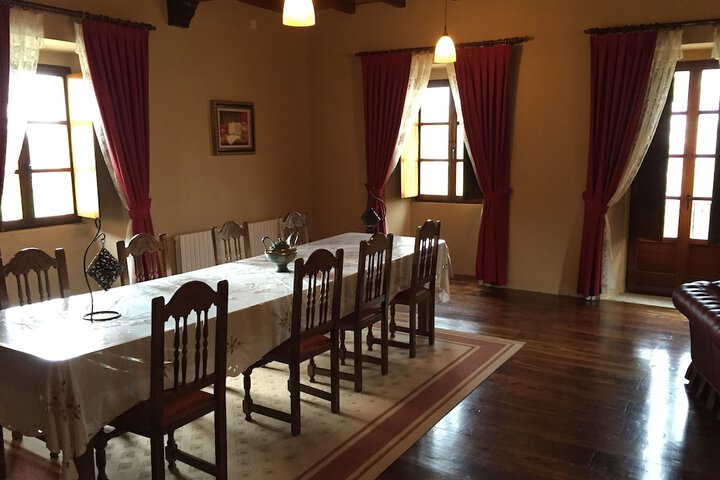 Room 18 of 25