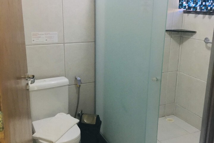 Clean Restrooms