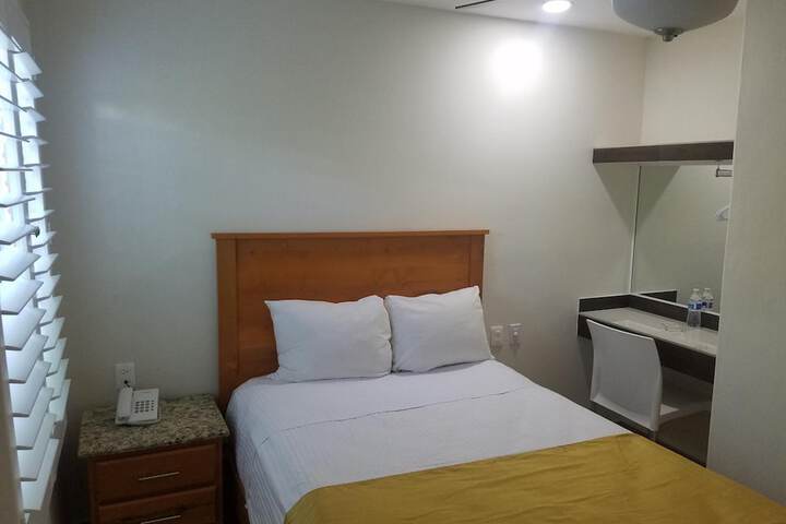 Room 16 of 26