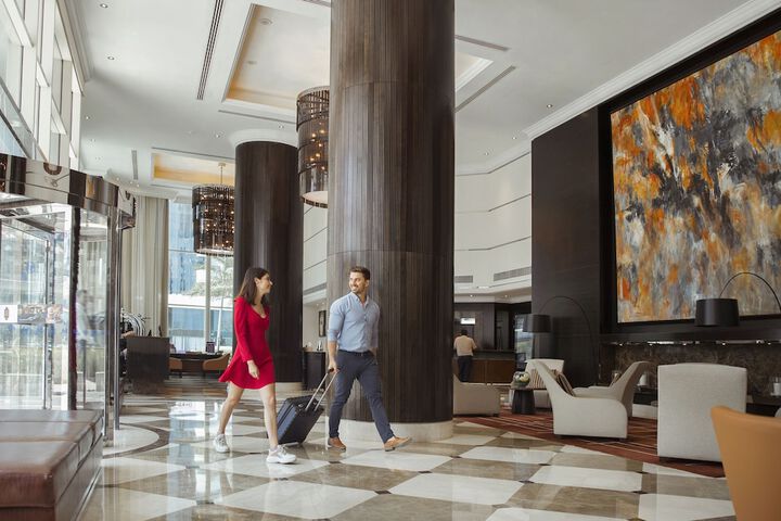 Entrance & Lobby