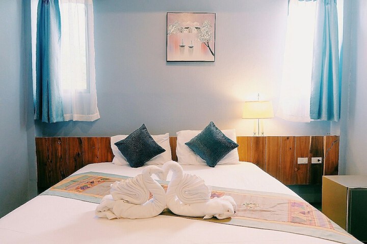 Room 5 of 26
