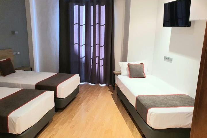 Room 22 of 46