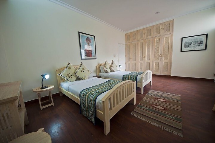 Room 8 of 24