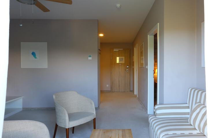 Room 42 of 115