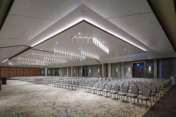 Business Center 175 of 217