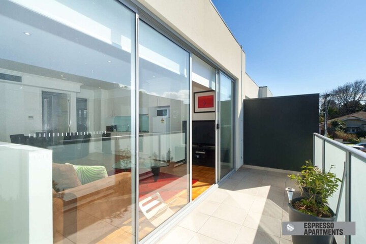 Terrace/Patio 5 of 7