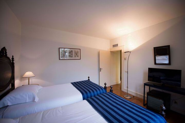 Room 14 of 46