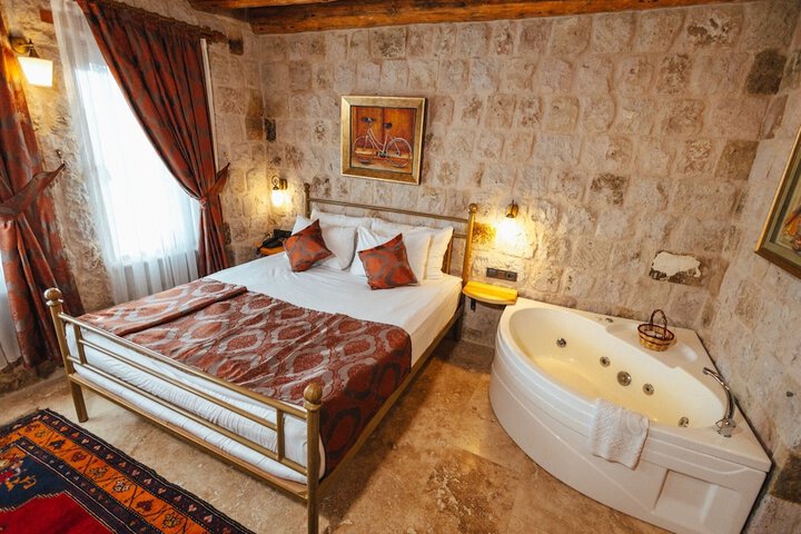 Hotel Interior 105 of 122