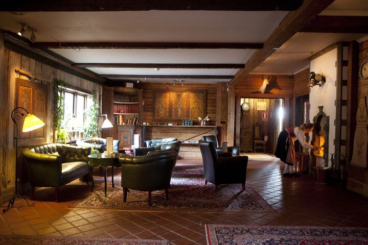 Hotel Lobby