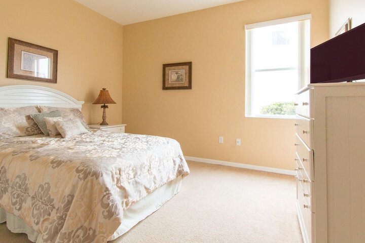 Room 7 of 23