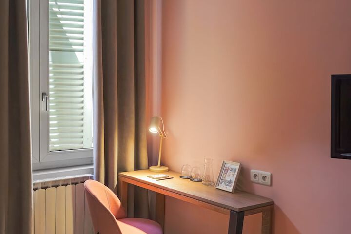 Room 28 of 101