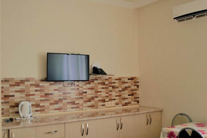 Room 22 of 66