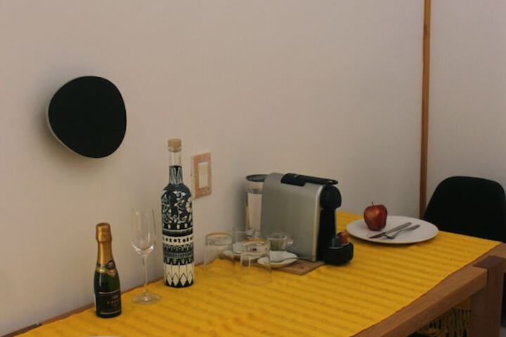 Room 50 of 80