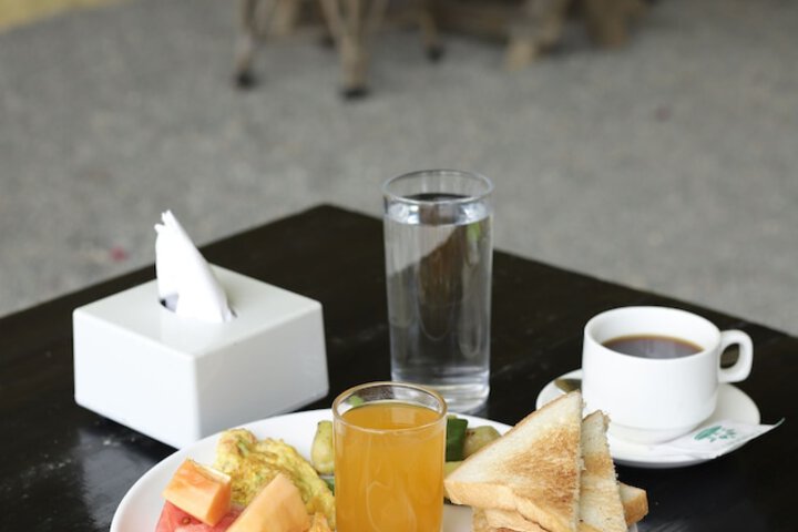 Breakfast/Coffee Service 34 of 47
