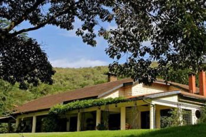 Kiangazi House