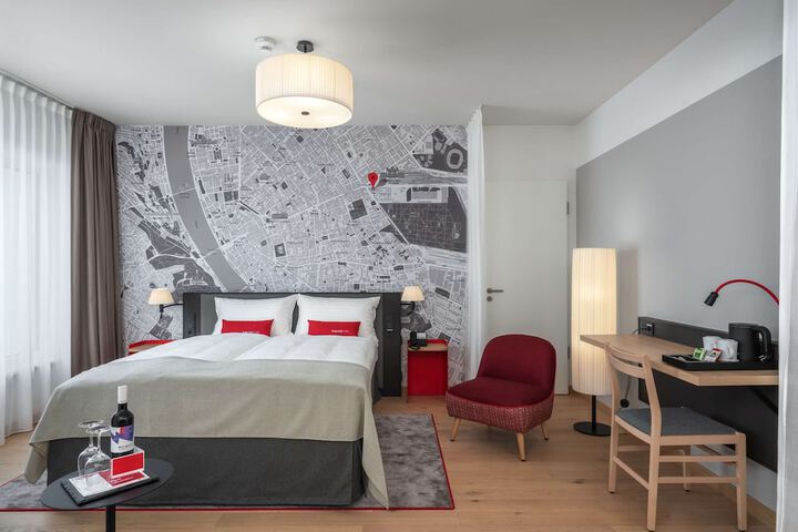 Room 20 of 70