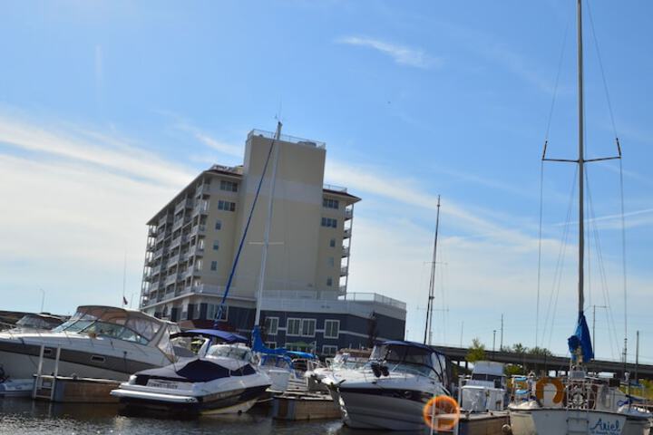 Marina