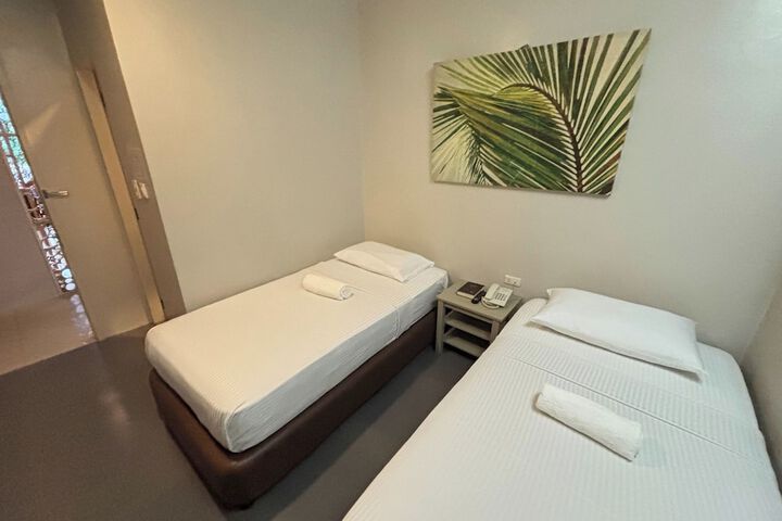 Room 54 of 96