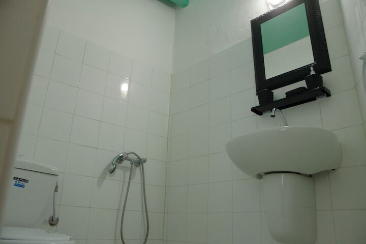 Room 45 of 63