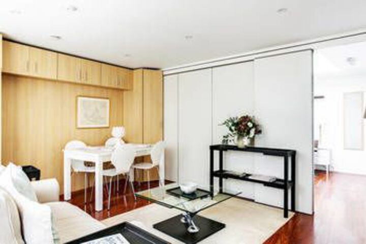 Room 17 of 22