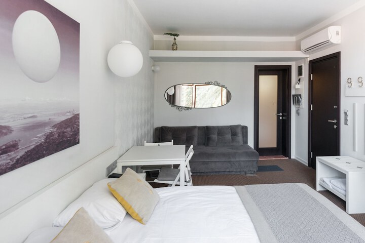 Room 38 of 87