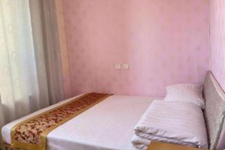 Room 12 of 13