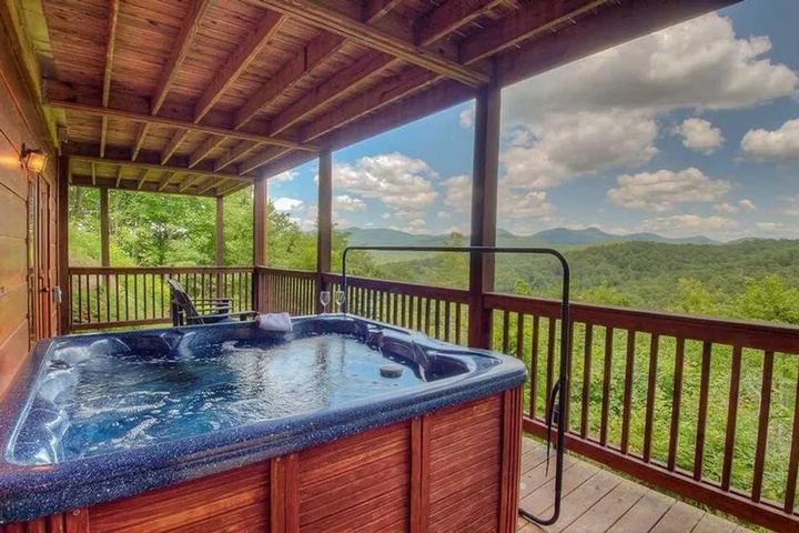 Pool 10 of 17
