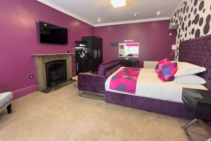 Room 8 of 69