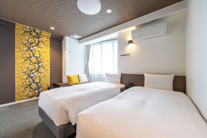 Room 15 of 47
