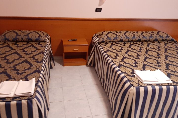 Room 48 of 53