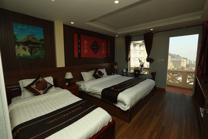 Room 30 of 48