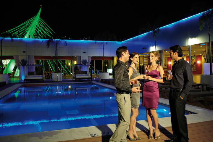 Pool Hotel
