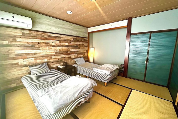 Room 27 of 172