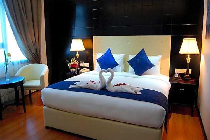 Room 26 of 62