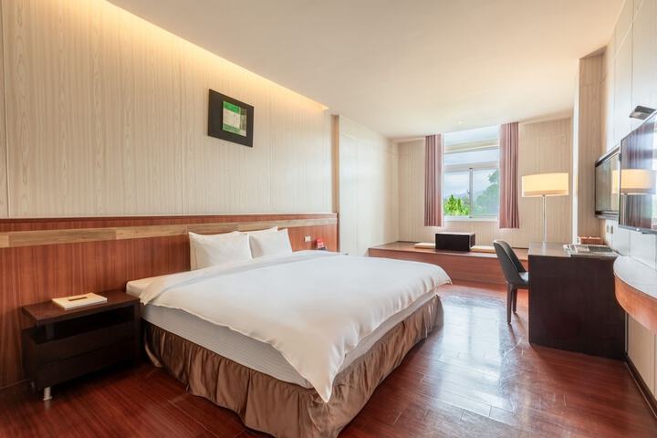 Room 42 of 70