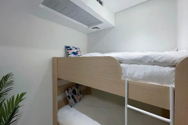 Room 2 of 19