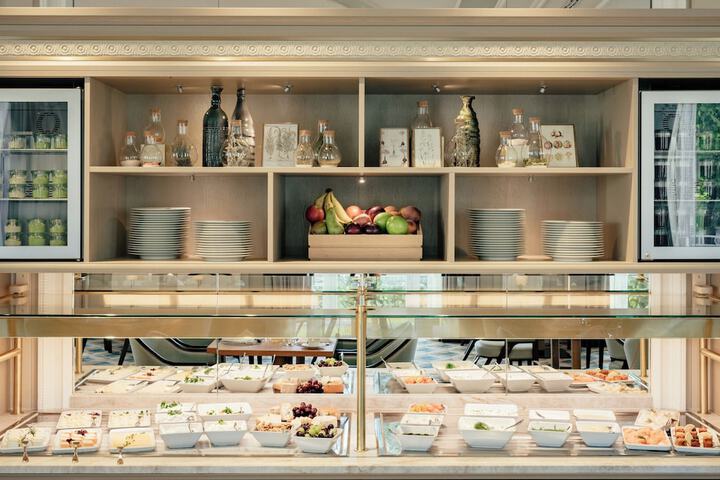 Breakfast/Coffee Service 80 of 154
