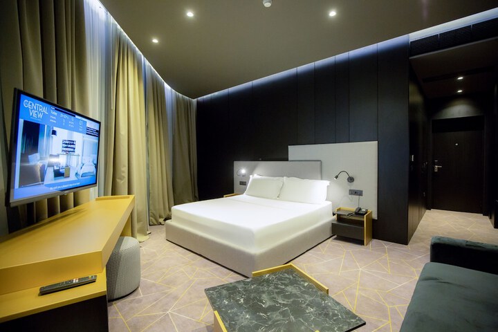 Room 4 of 29
