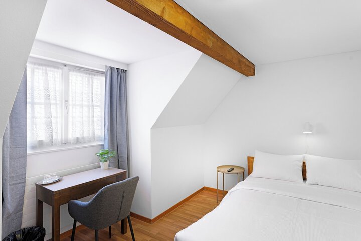 Room 14 of 62