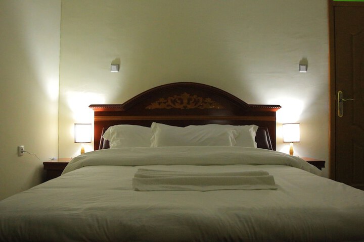 Room 12 of 13